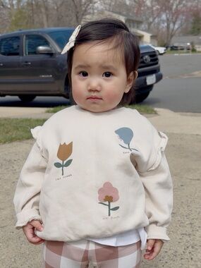 Zara Cream Floral Graphic Toddler Sweatshirt